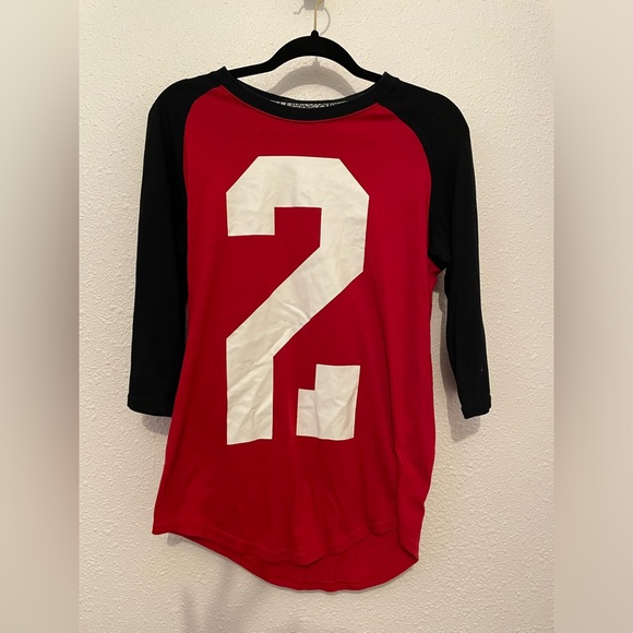 Nike Air Jordan Red 3/4 Sleeve T-Shirt Baseball Style Mens MED 1985 Jumpman 23 - Picture 1 of 9